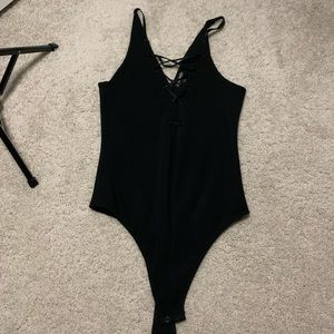BLACK BODYSUIT